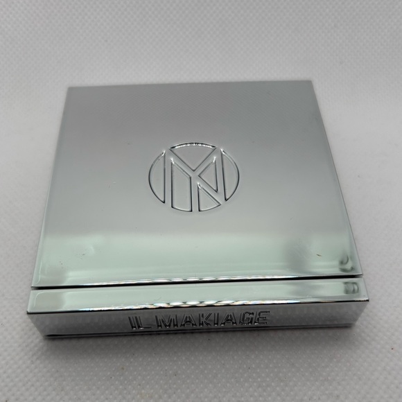 IL MAKIAGE Boss Squad eyeshadow multi dimensional 4 pan eye color pallette - Picture 3 of 6